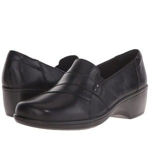 Clarks Women's May Marigold Black Leather Comfortable Slip On Clog Loafers Shoes